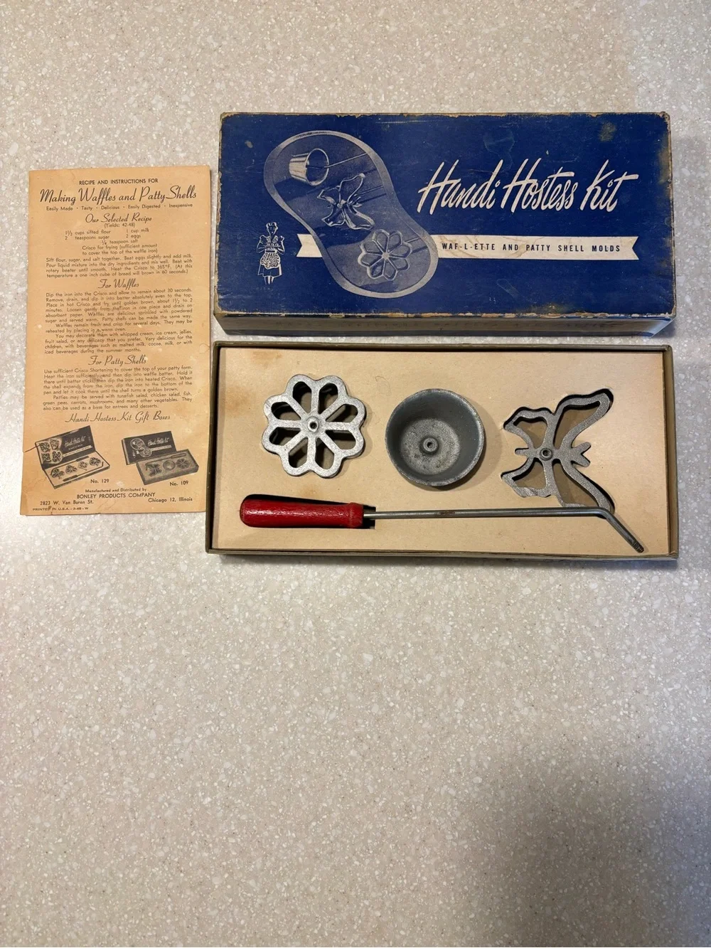 Handi-Hostess Kit Waffle and Patty Shell Molds - Blue
